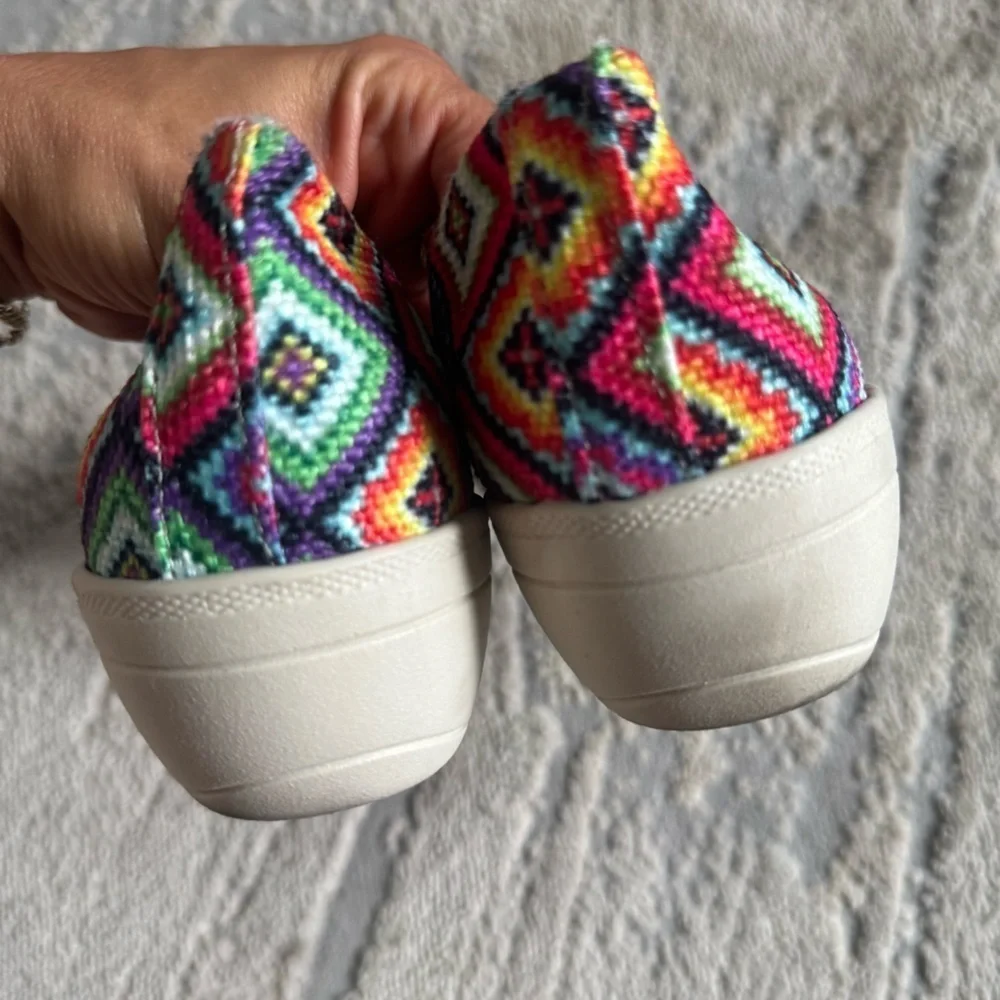 Juardo Colorful wedge made in Mexico slip on red purple blue green black 8